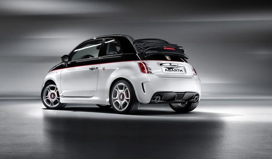  Abarth 500C 2010 года  (фото 40 из 48)
